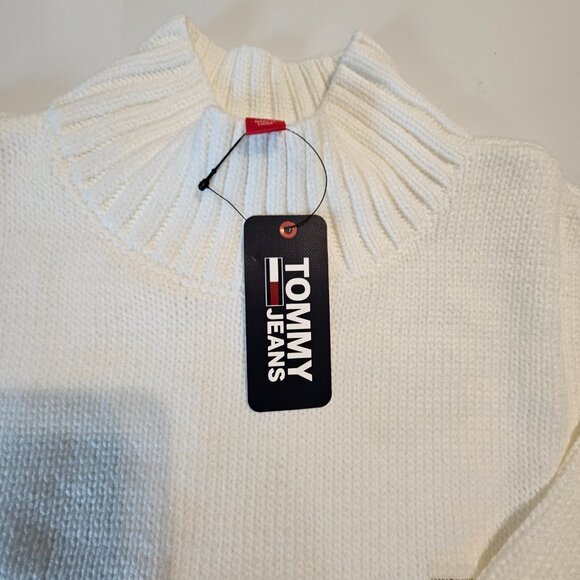 NWT Tommy Hilfiger White Sweater with Mock Turtle neck and Long Sleeves Size XL - Picture 4 of 7